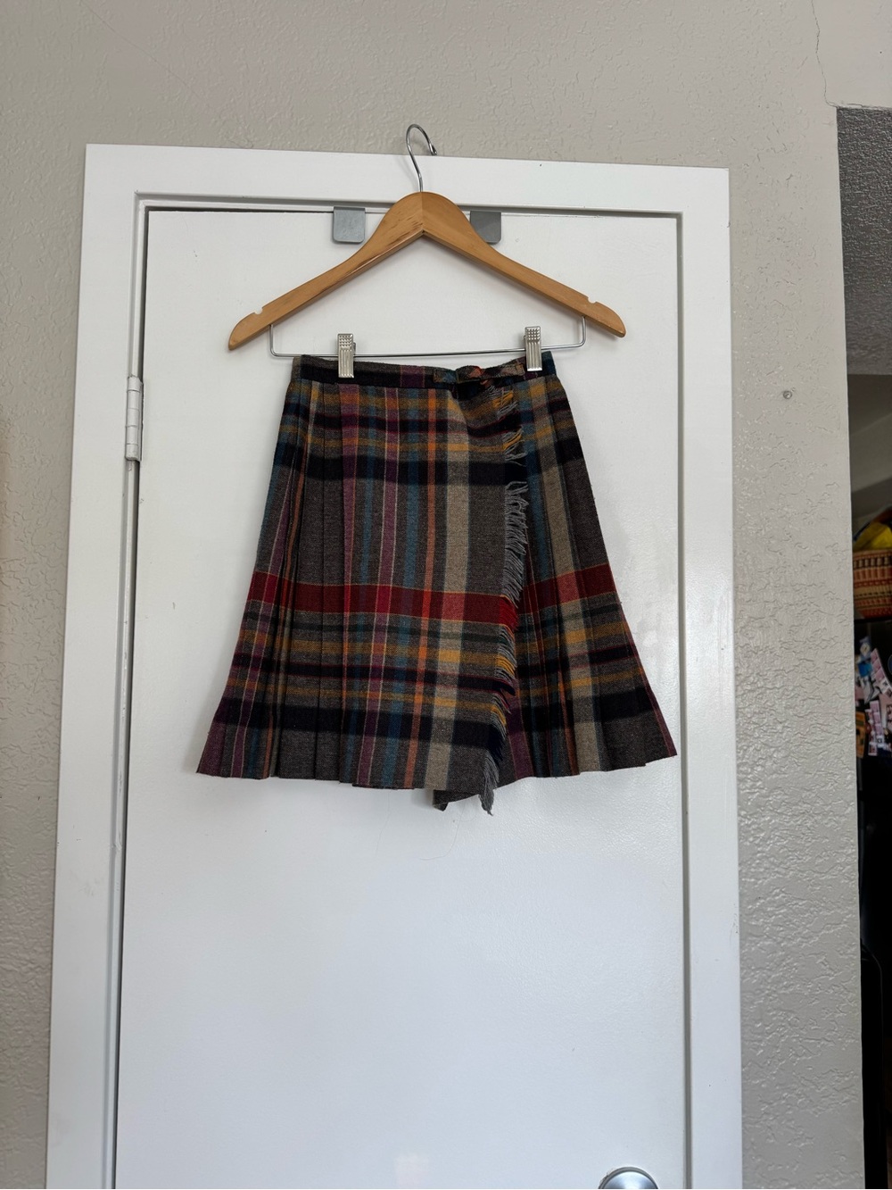 Plaid Pleated Mini Skirt in Multicolor - Picture 2 of 2